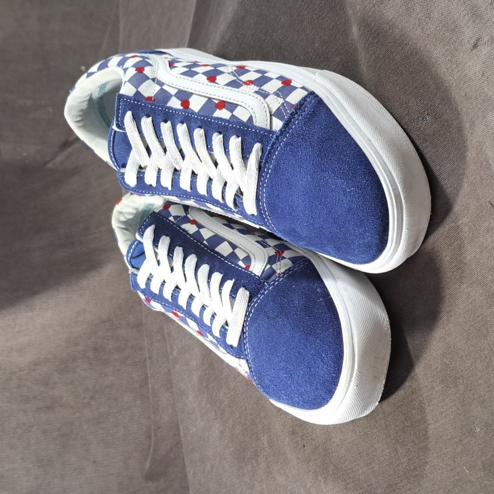 Vans Old Skool Autism Awareness Blue Red Hearts ComfyCush Sneakers G US 11